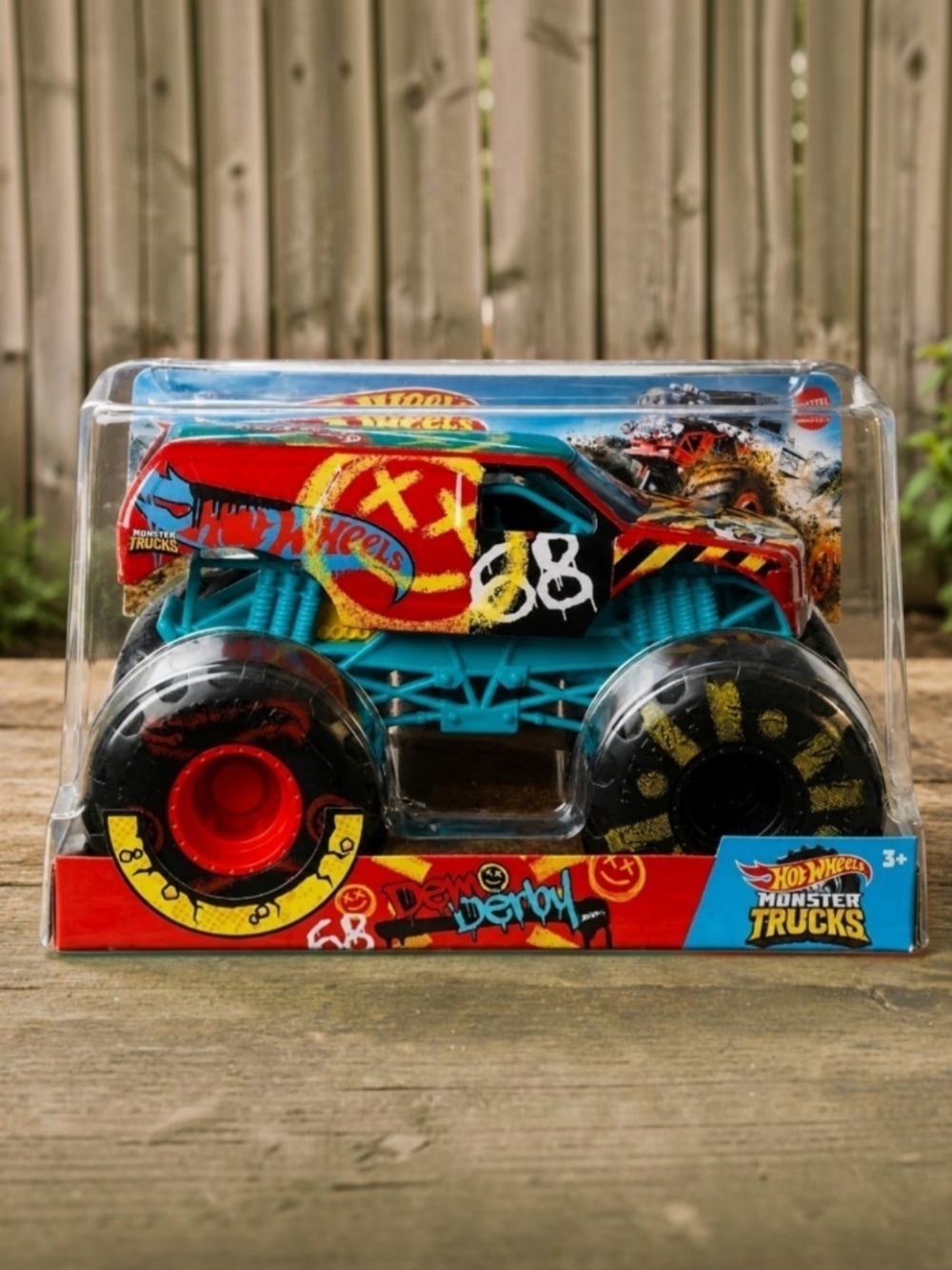 Hot Wheels Monster Trucks Demo Derby 1:24